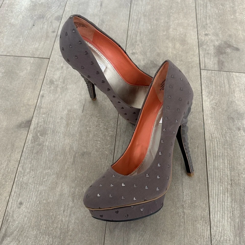 Rachel Roy Keedan Heart Print Sculpted Platform Stiletto Heels Size 7.5 Women’s